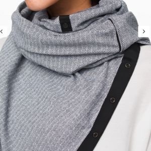 NWT Lululemon Vinyasa herringbone scarf